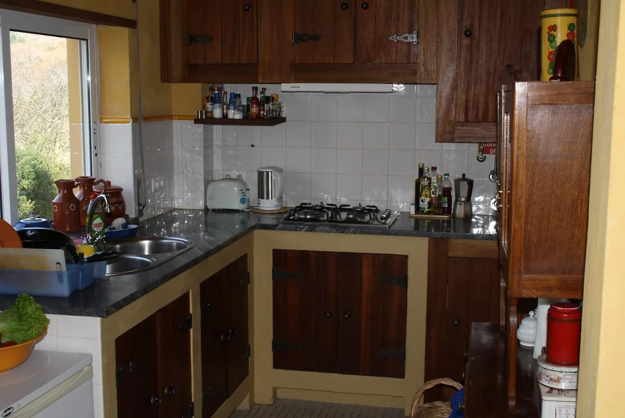 Hostel On The Hill Raposeira