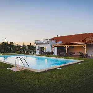 With Pool & Garden Fuseta
